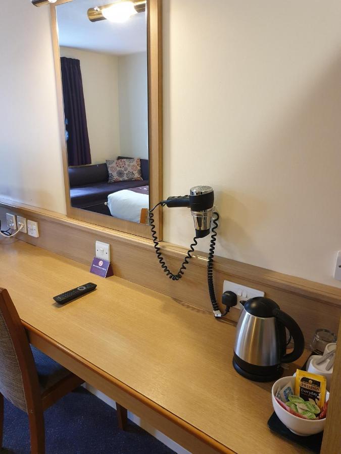 Stables Inn, Aintree Hotel 2*
